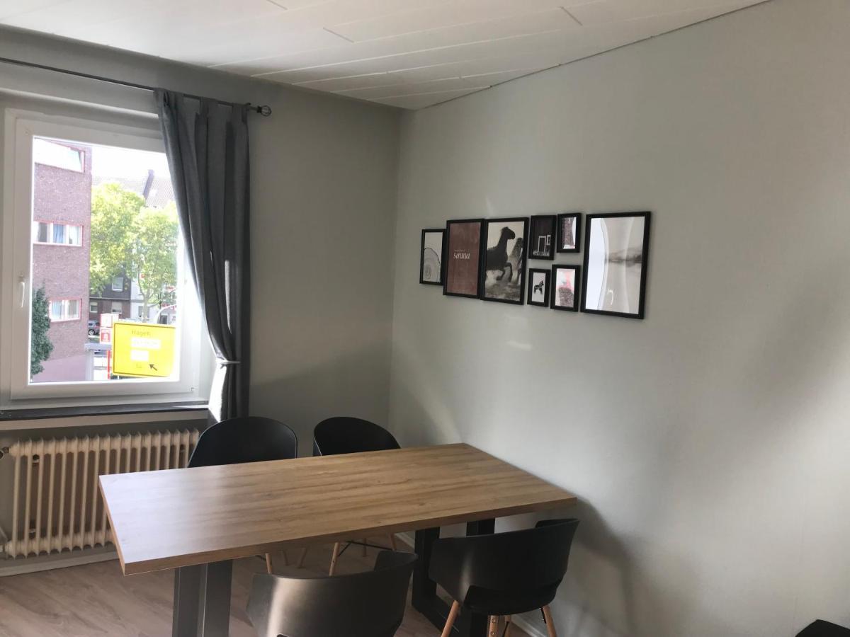 Tm Aparts Ντόρτμουντ Εξωτερικό φωτογραφία The office of the German Society for Neuroimmunology
