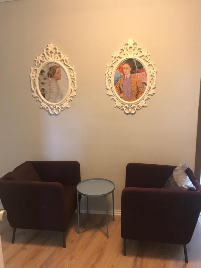 Tm Aparts Ντόρτμουντ Εξωτερικό φωτογραφία The interior of the waiting room at the clinic